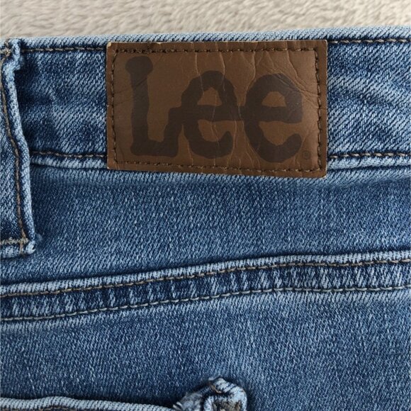Lee Womens Jeans Size 22M Blue Denim Regular Fit Straight Leg Mid Rise Classic - Picture 14 of 16